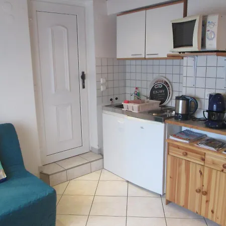 Fenyves Apartment