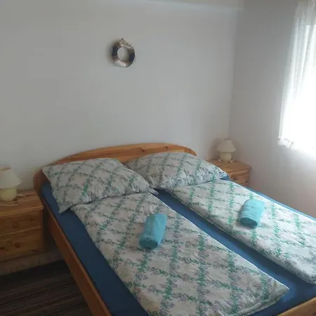 Apartment Fenyves Balatonfenyves
