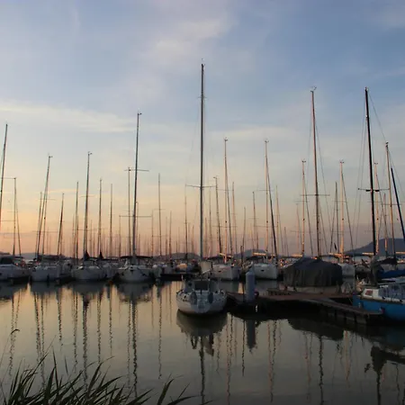 Fenyves * Balatonfenyves