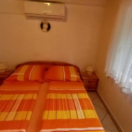 Fenyves Apartment