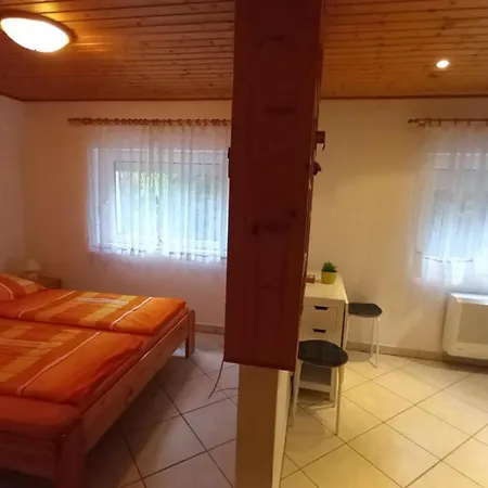 Apartment Fenyves Balatonfenyves