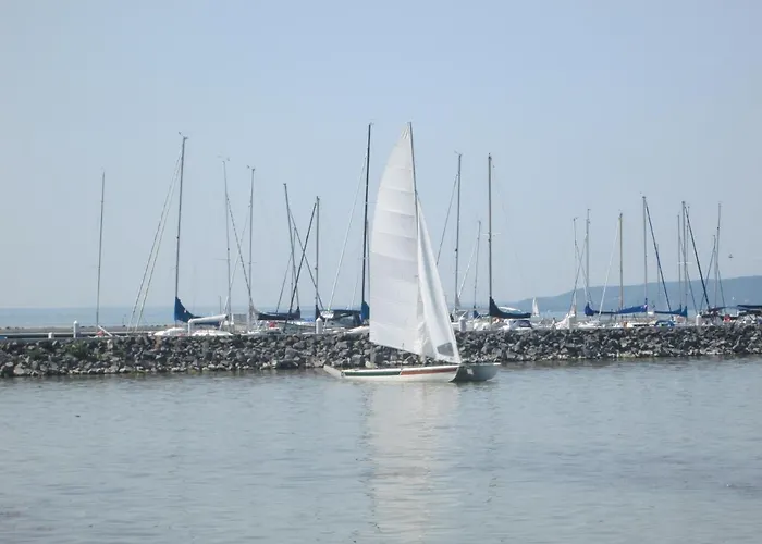 公寓 Fenyves 鲍洛通费尼韦什